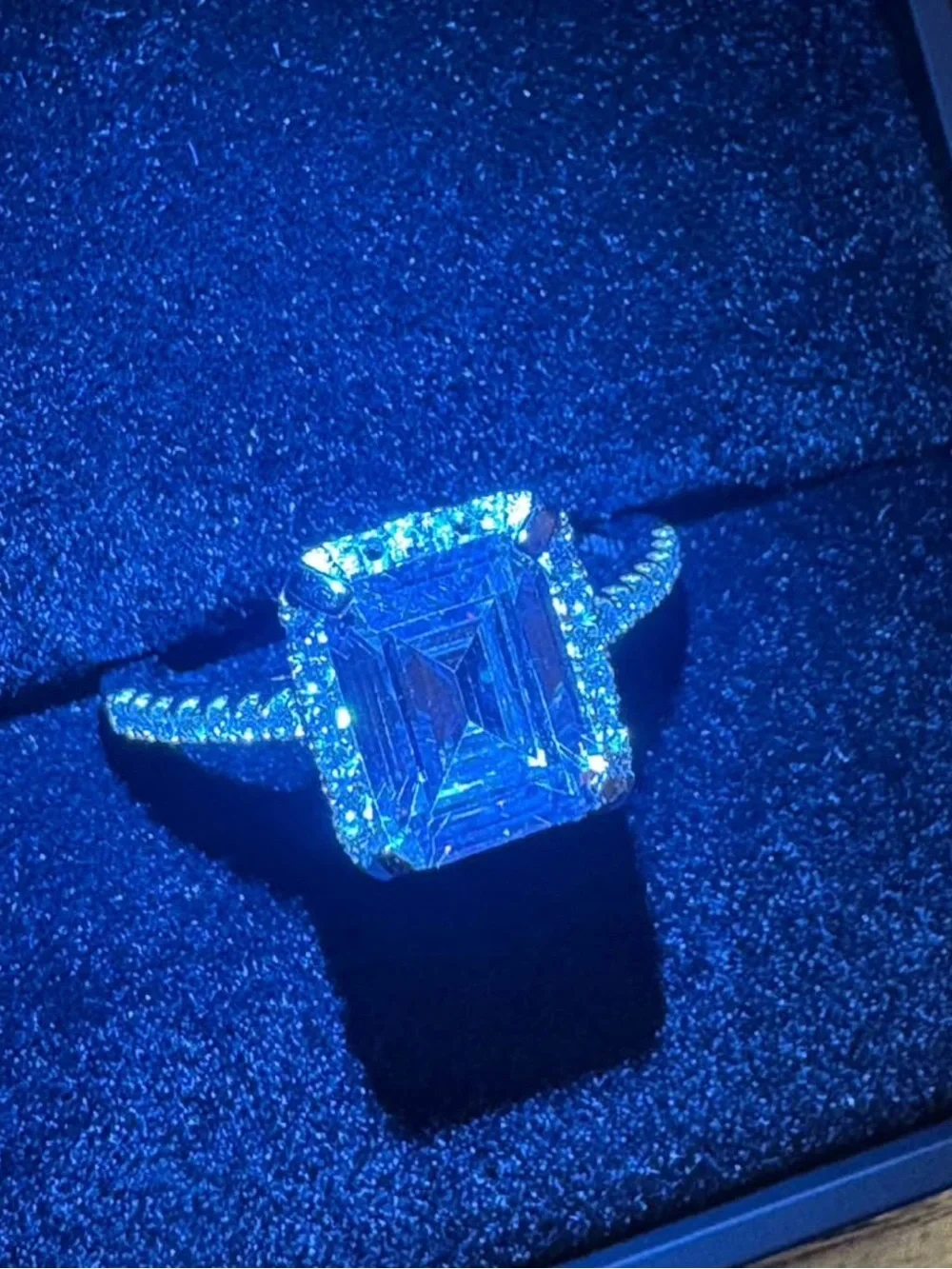 Emerald-Cut Travel Wedding Ring (Travel Essentials)